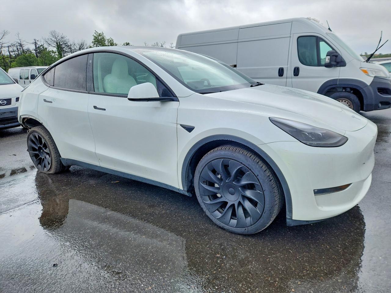 2023 TESLA MODEL Y — снимка 4