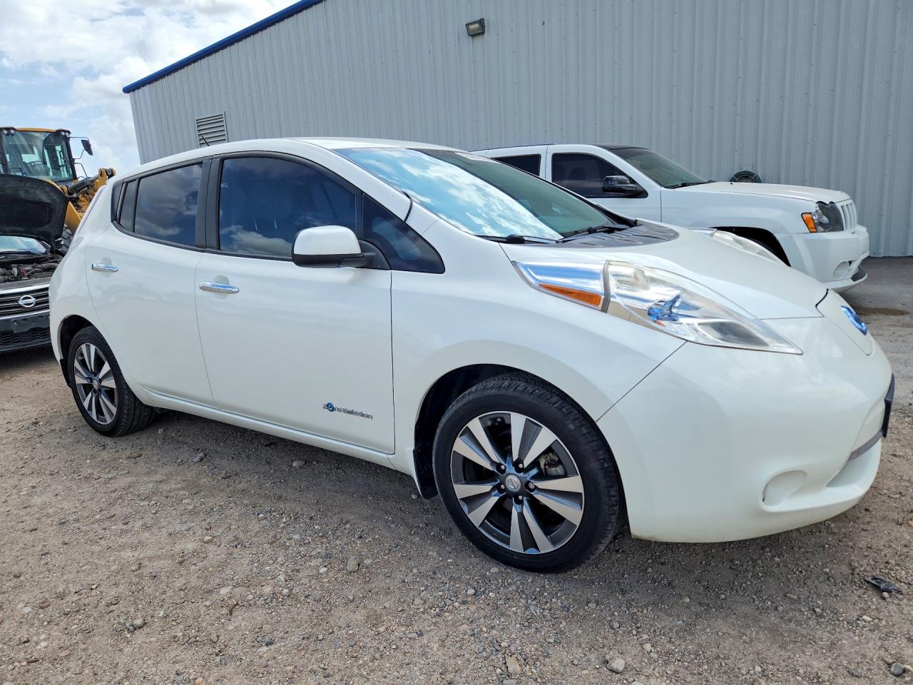 2015 NISSAN LEAF SV — снимка 4