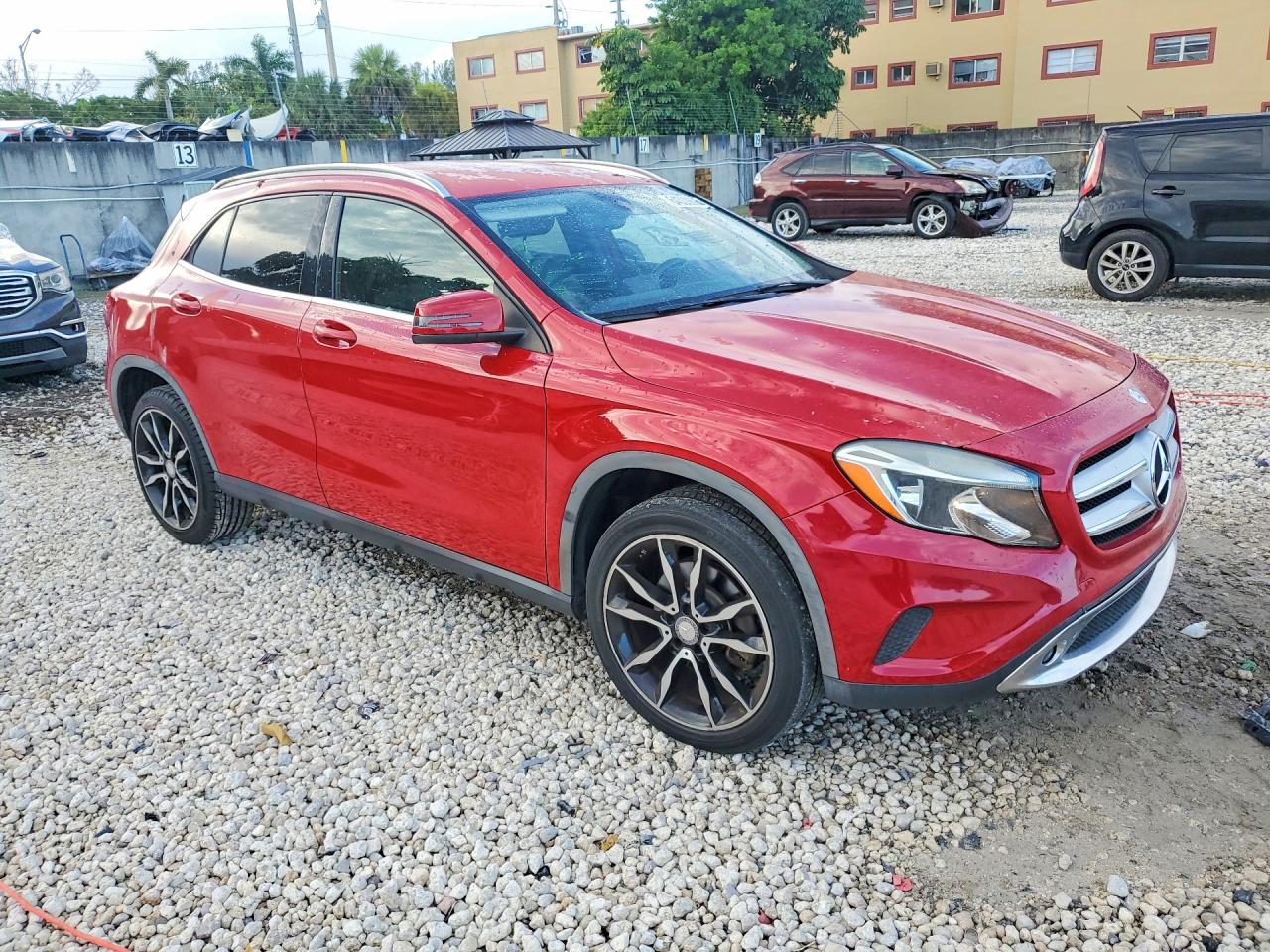 2015 MERCEDES-BENZ GLA 250 4MATIC — снимка 4