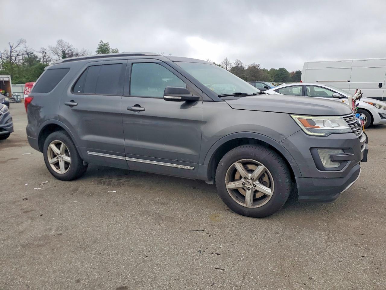 2017 FORD EXPLORER XLT — снимка 4