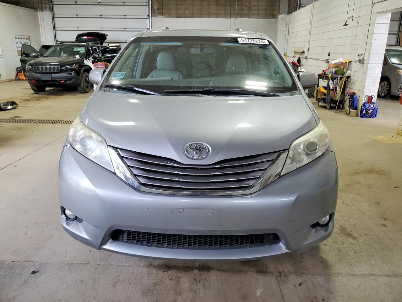 2015 TOYOTA SIENNA XLE 8-PASSENGER — снимка 5