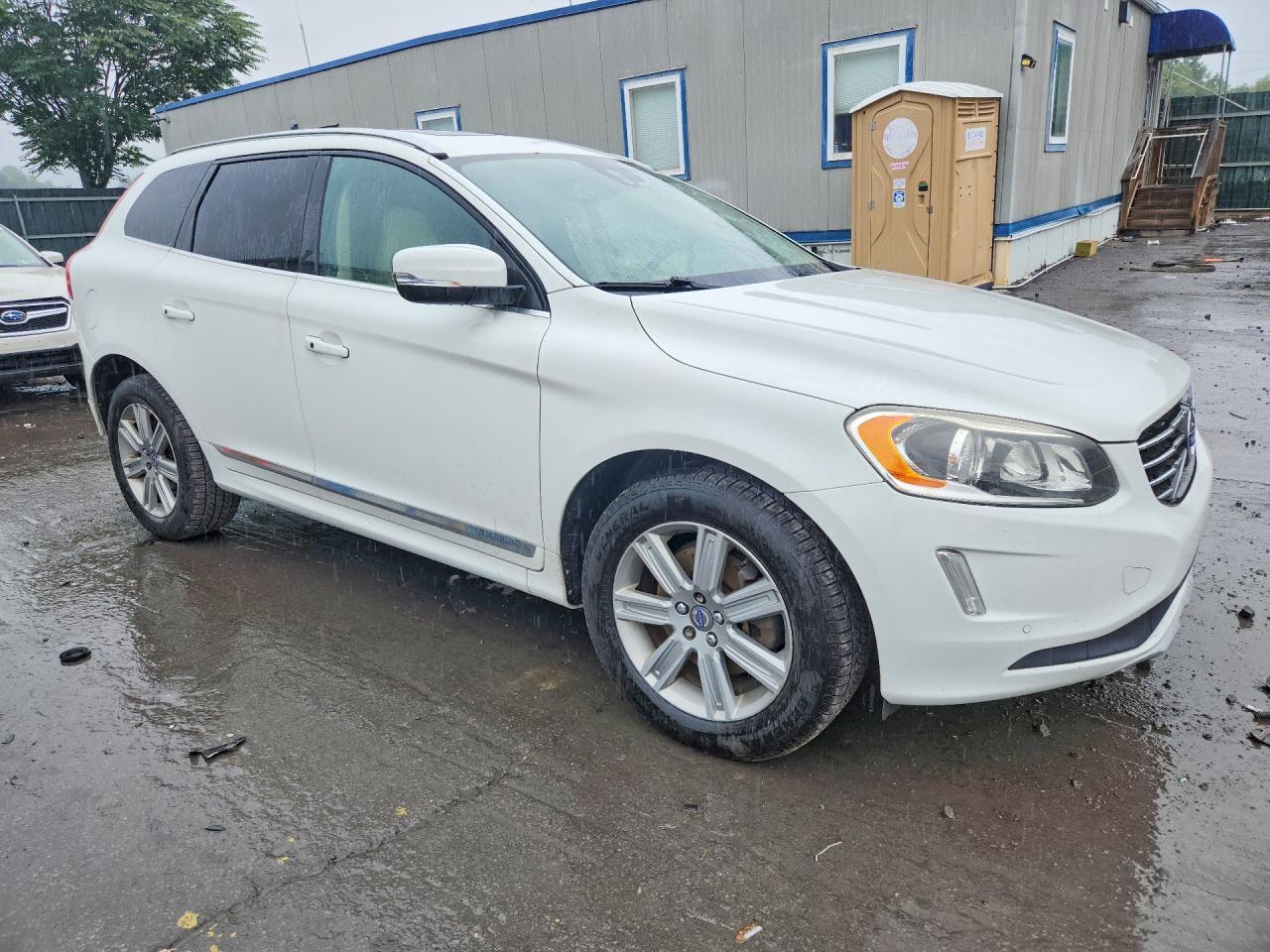 2016 VOLVO XC60 T6 PREMIER — снимка 4