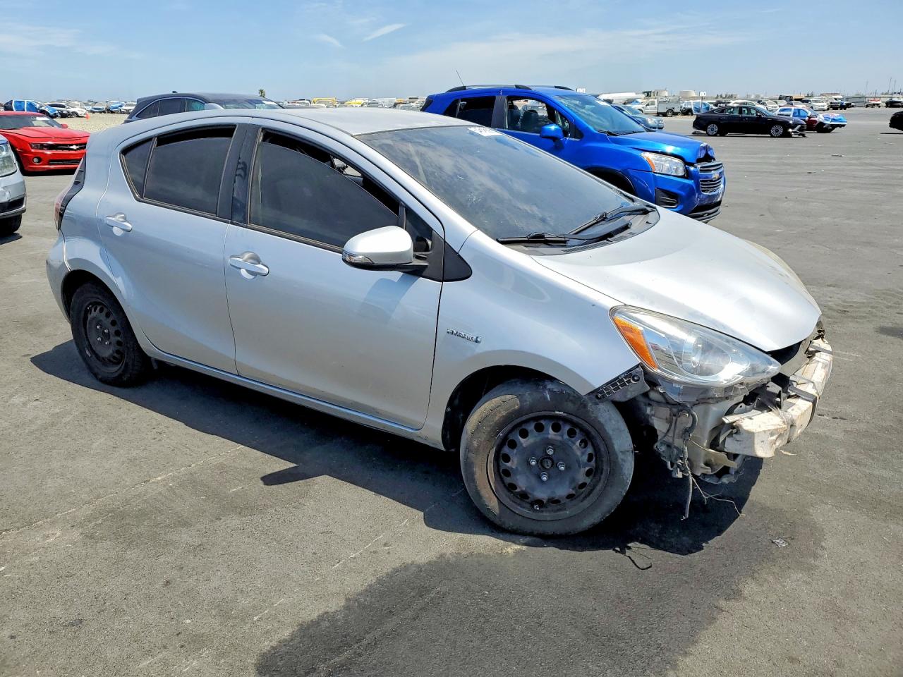 2015 TOYOTA PRIUS C TWO — снимка 4