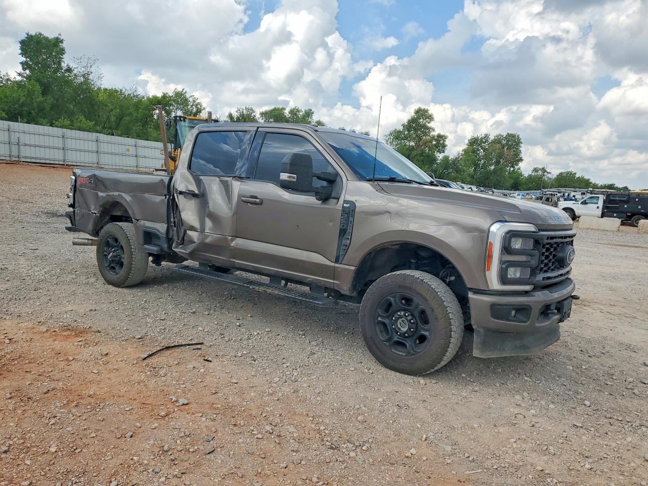 2023 FORD 250 — снимка 4