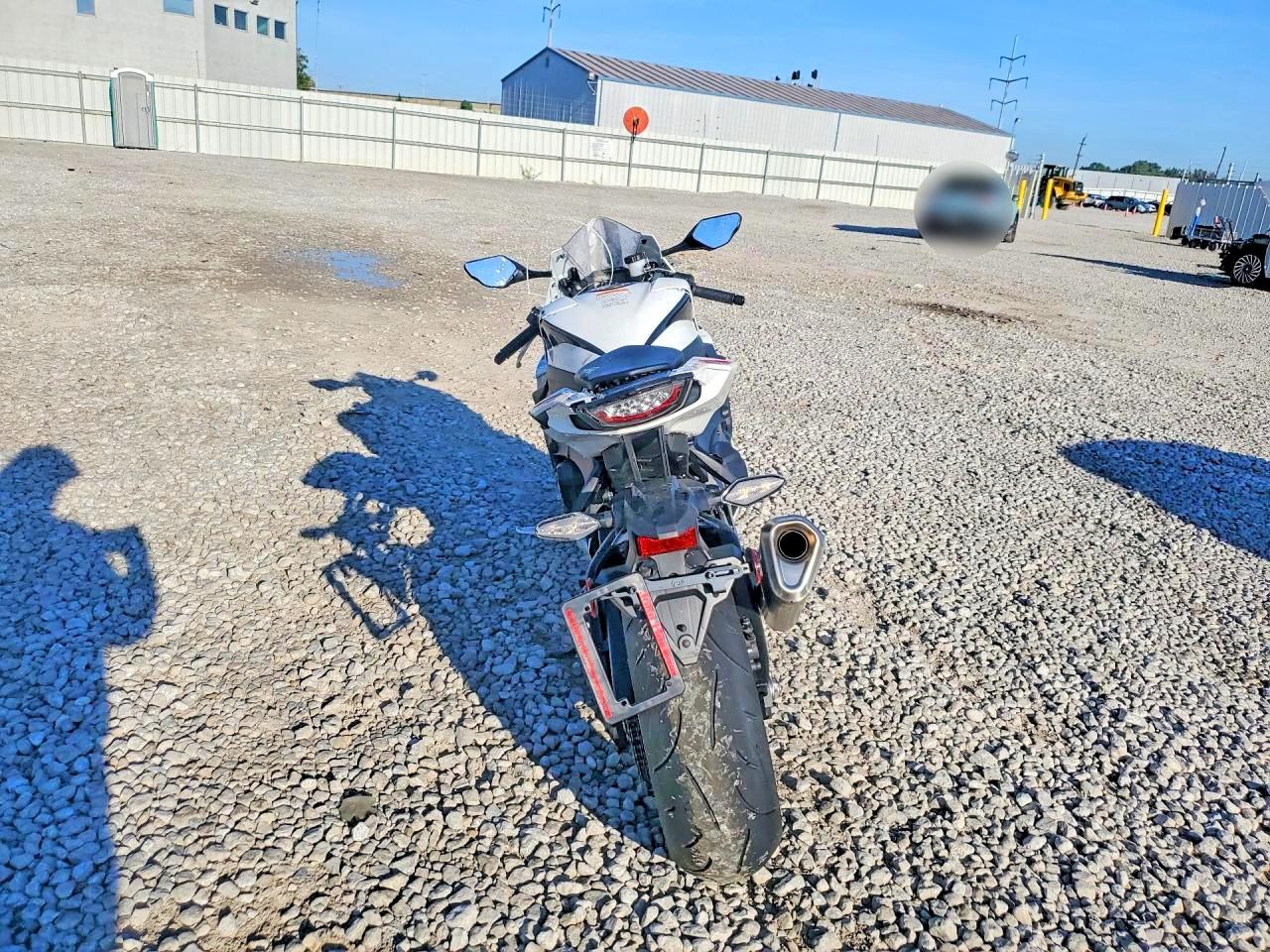 2026 HONDA CBR1000 RR — снимка 4