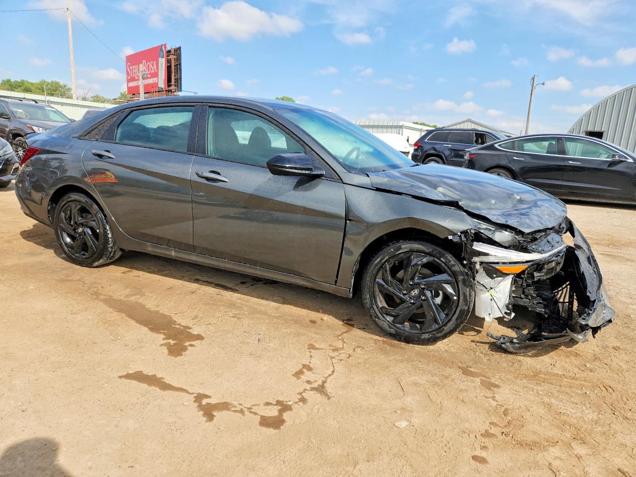 2026 HYUNDAI ELANTRA SEL SPORT — снимка 4