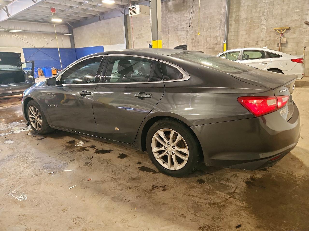 2017 CHEVROLET MALIBU LT — снимка 2