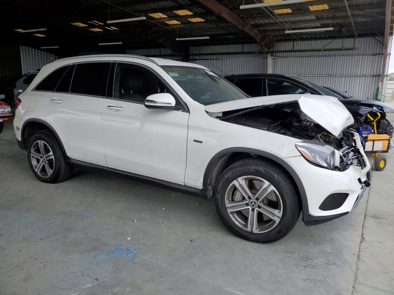 2019 MERCEDES-BENZ GLC 350E — снимка 4