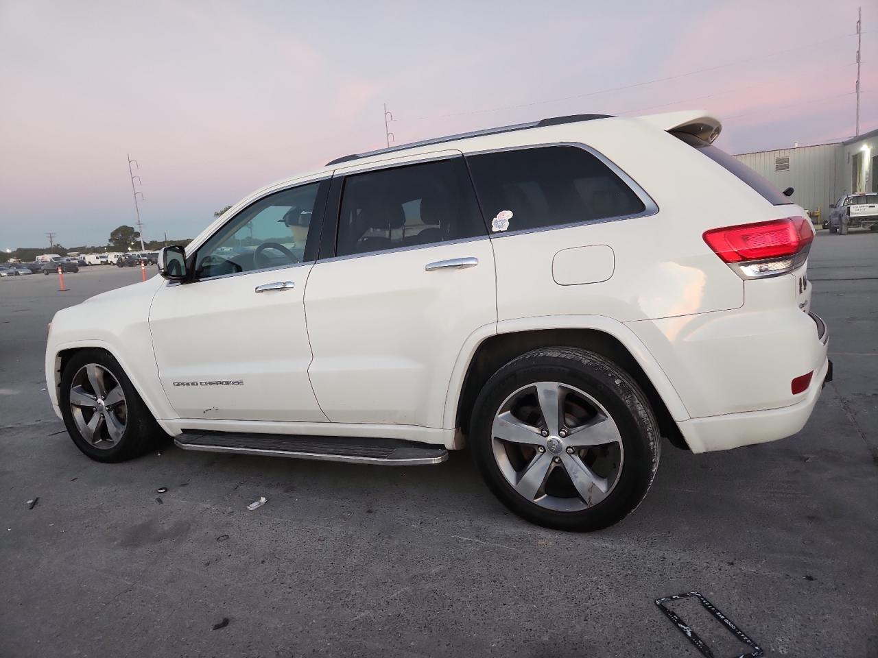 2016 JEEP GRAND CHEROKEE OVERLAND — снимка 2