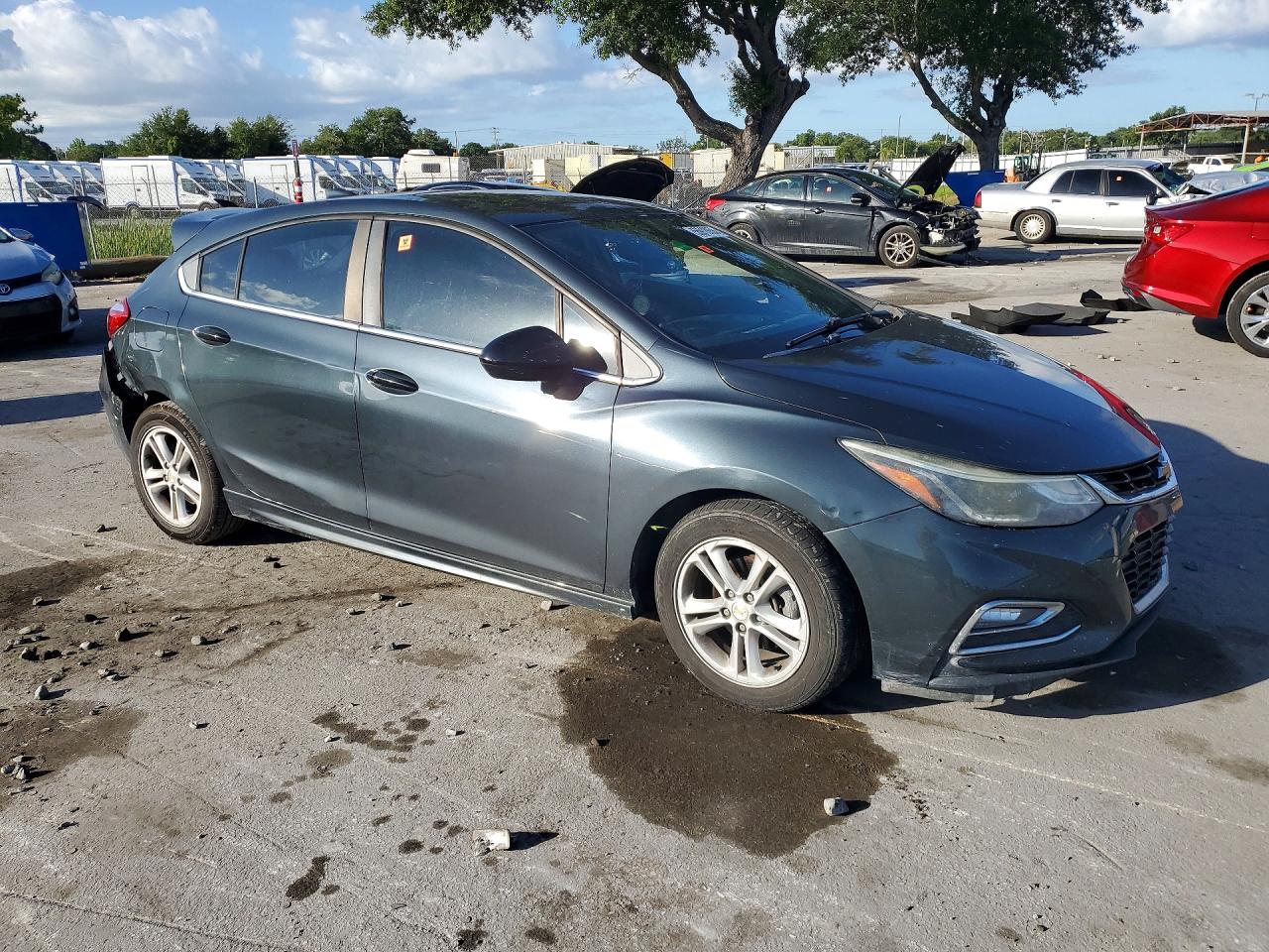 2017 CHEVROLET CRUZE LT — снимка 4