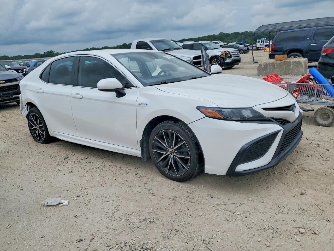 2021 TOYOTA CAMRY SE — снимка 4