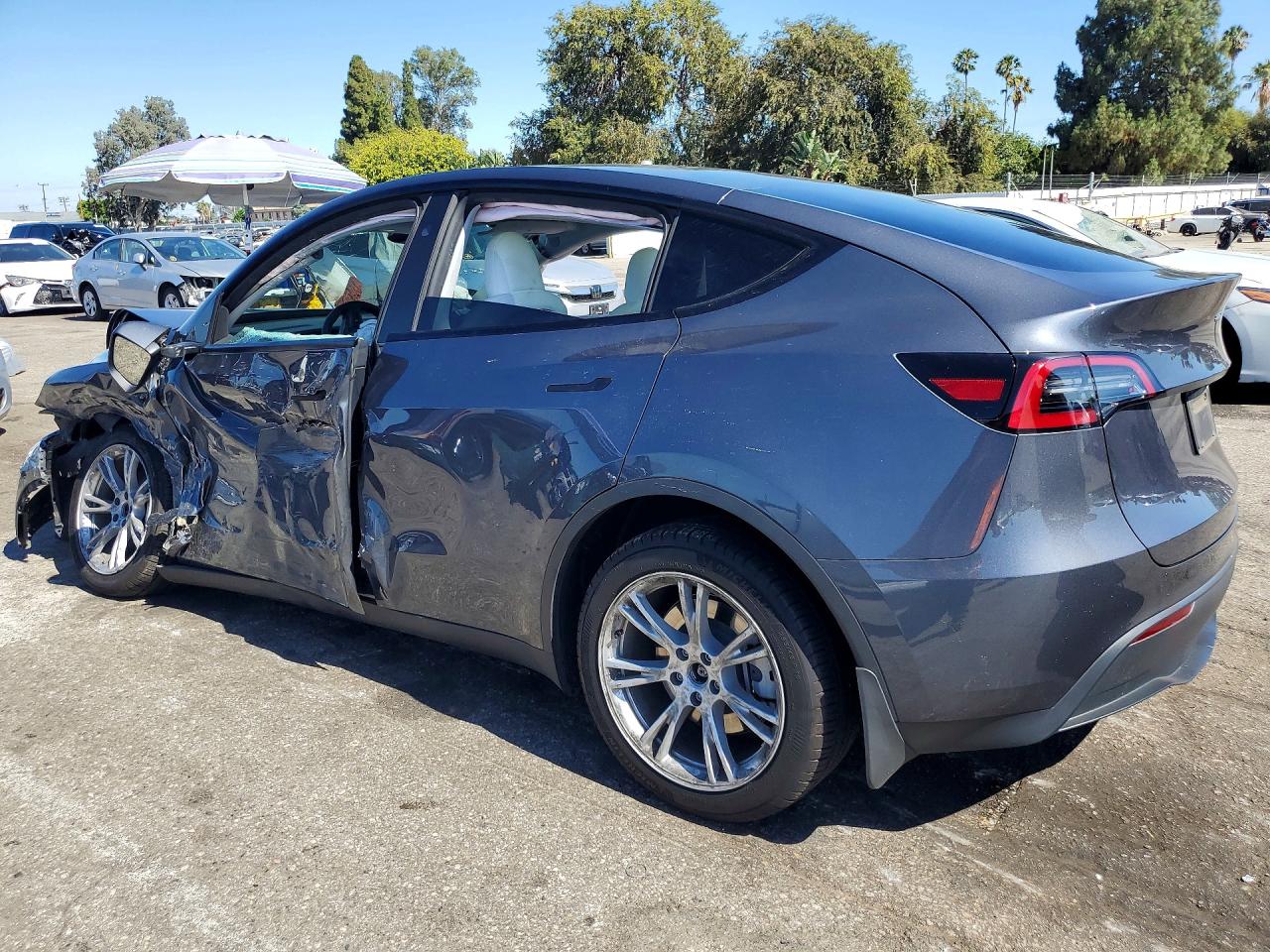 2023 TESLA MODEL Y — снимка 2