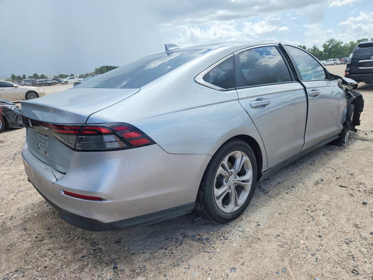 2026 HONDA ACCORD LX — снимка 3