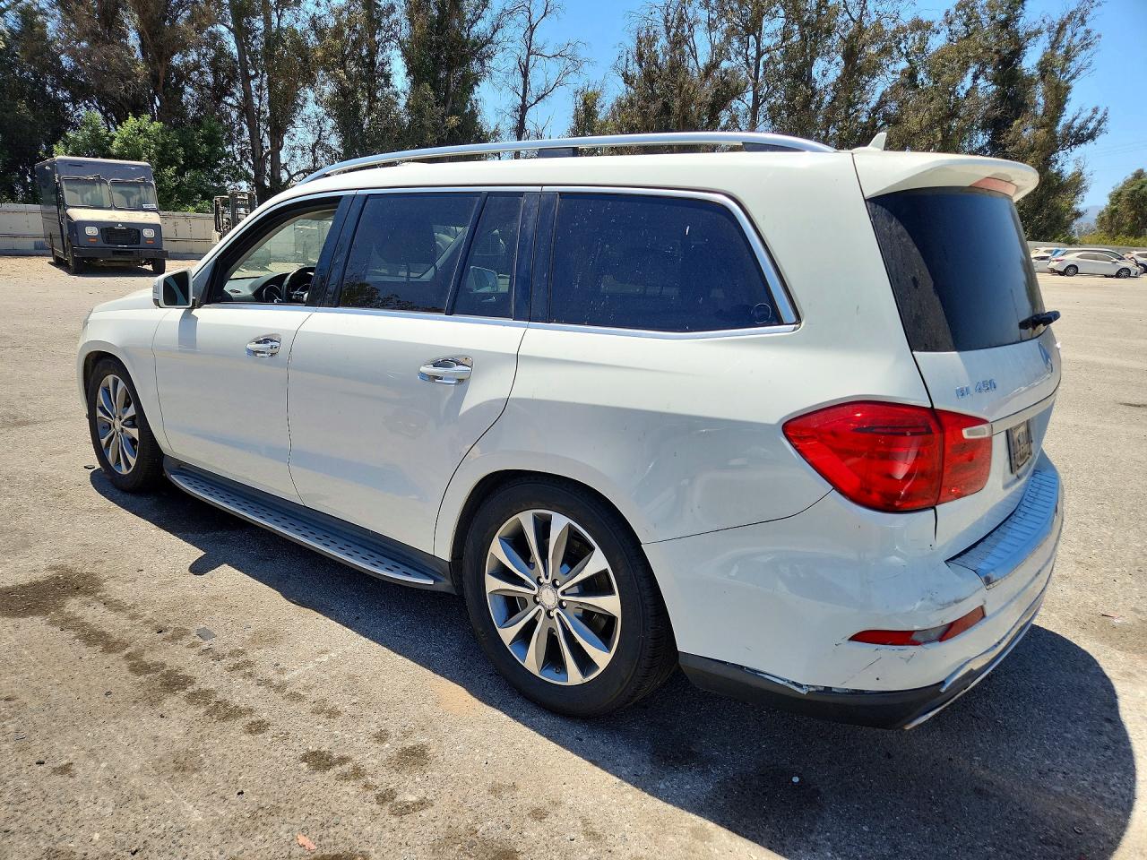 2013 MERCEDES-BENZ GL 450 4MATIC — снимка 2