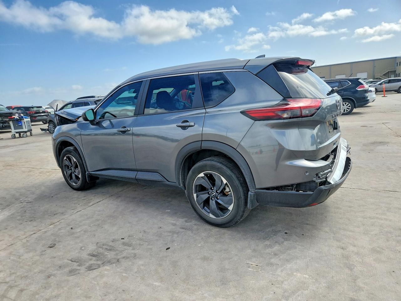 2024 NISSAN ROGUE SV — снимка 2