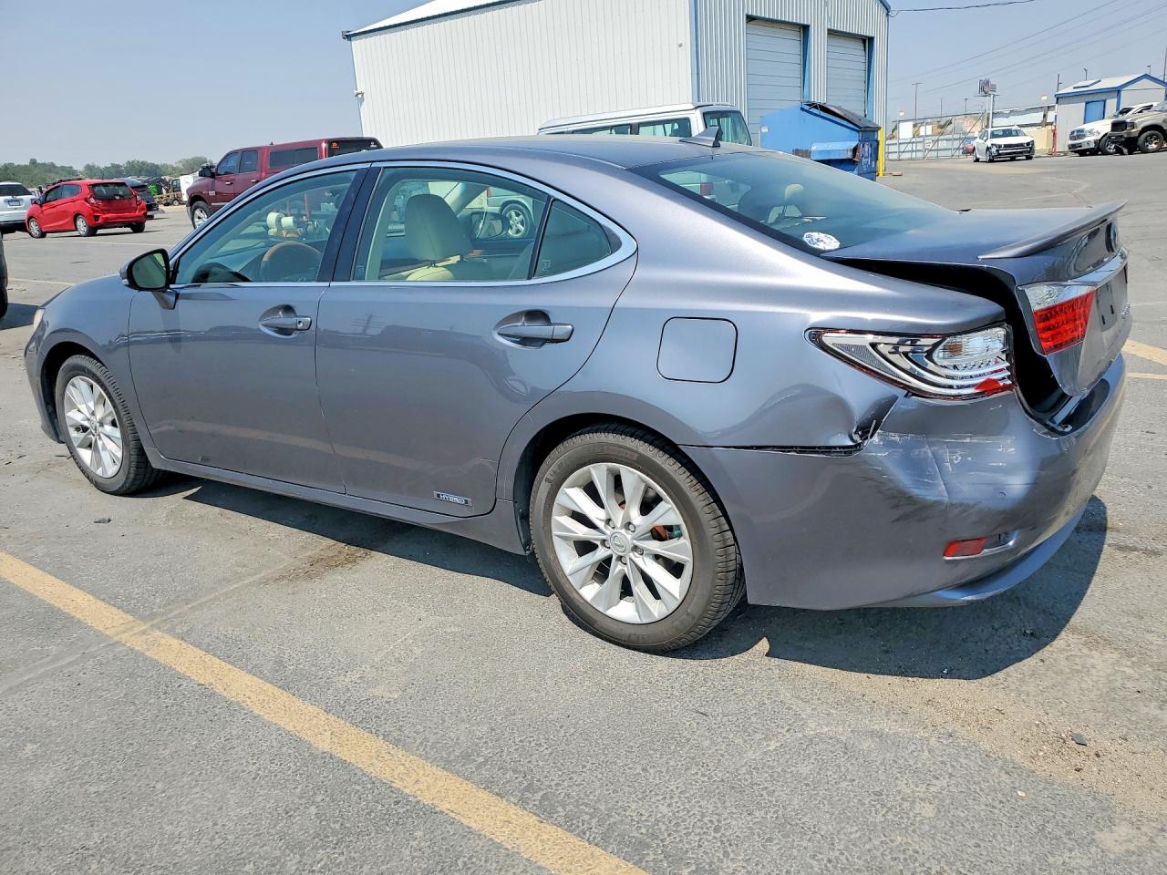 2013 LEXUS ES 300H — снимка 2