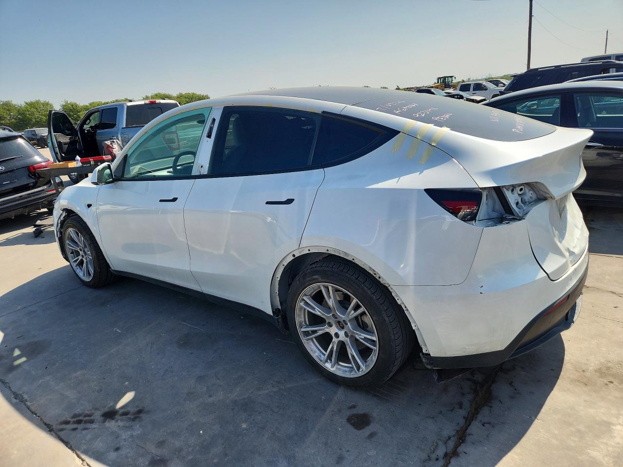 2023 TESLA MODEL Y — снимка 2
