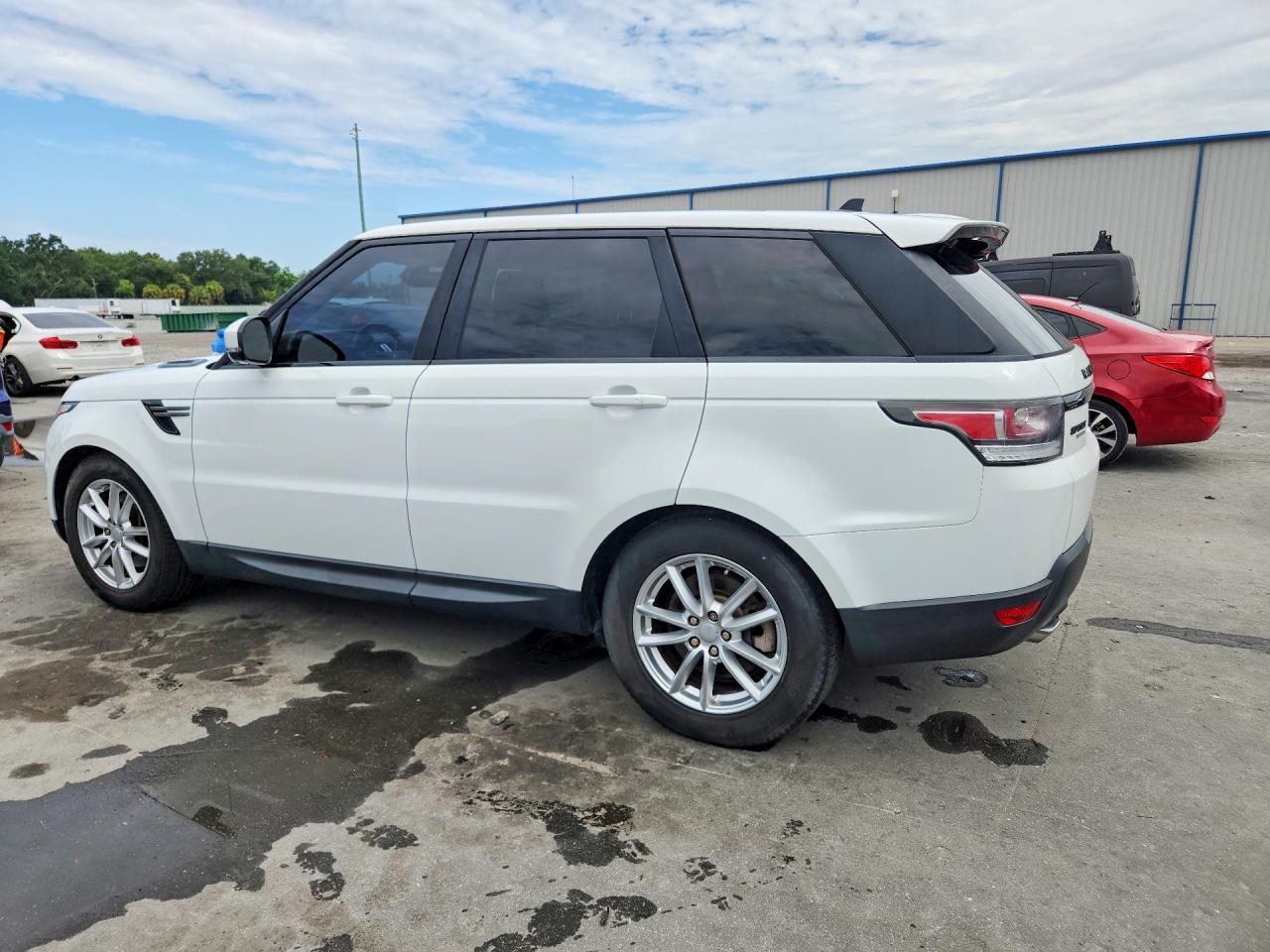 2016 LAND ROVER RANGE ROVER SPORT SE — снимка 2