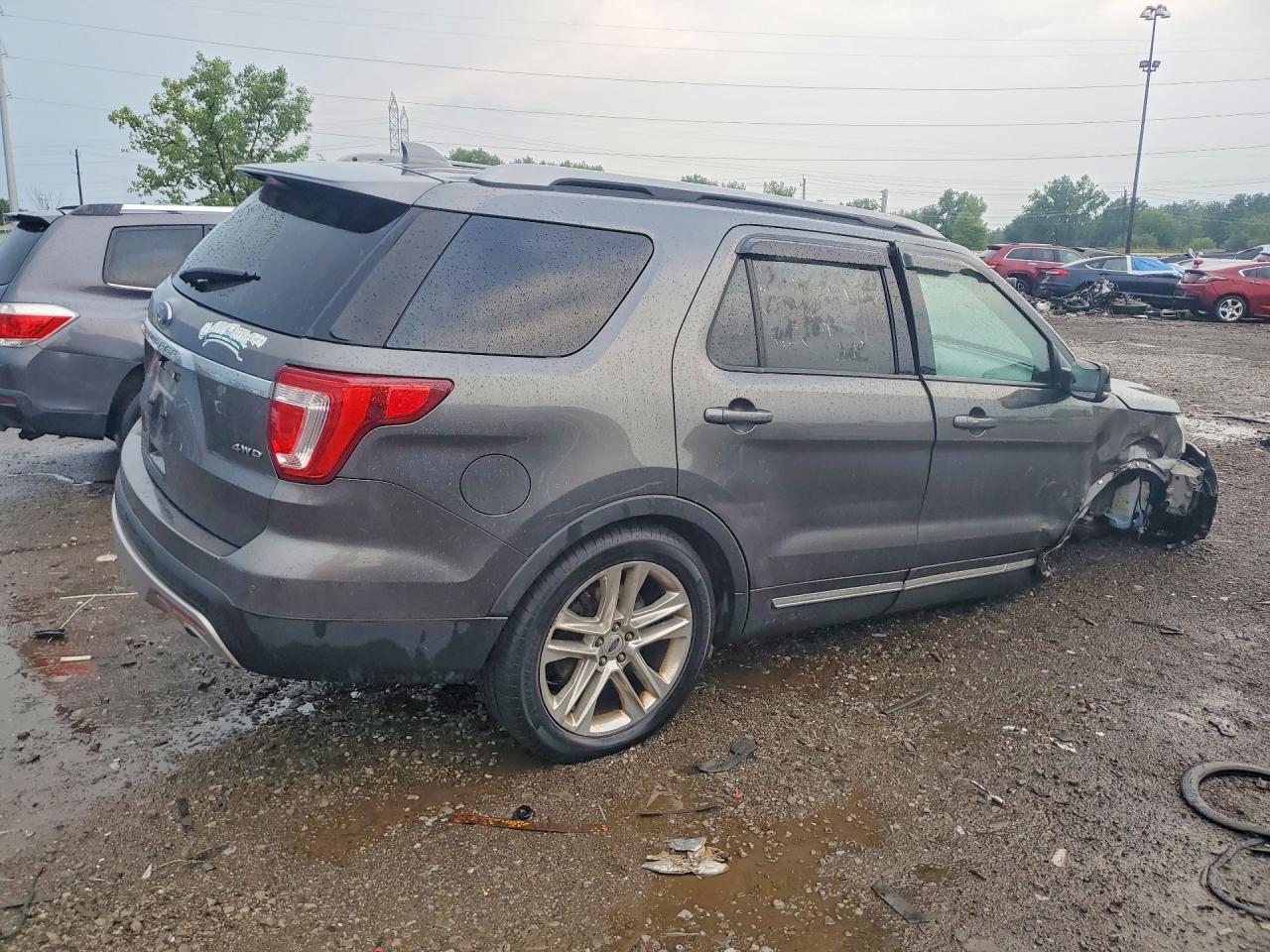 2017 FORD EXPLORER XLT — снимка 3