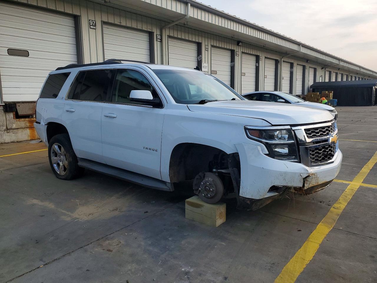 2015 CHEVROLET TAHOE K1500 LT — снимка 4
