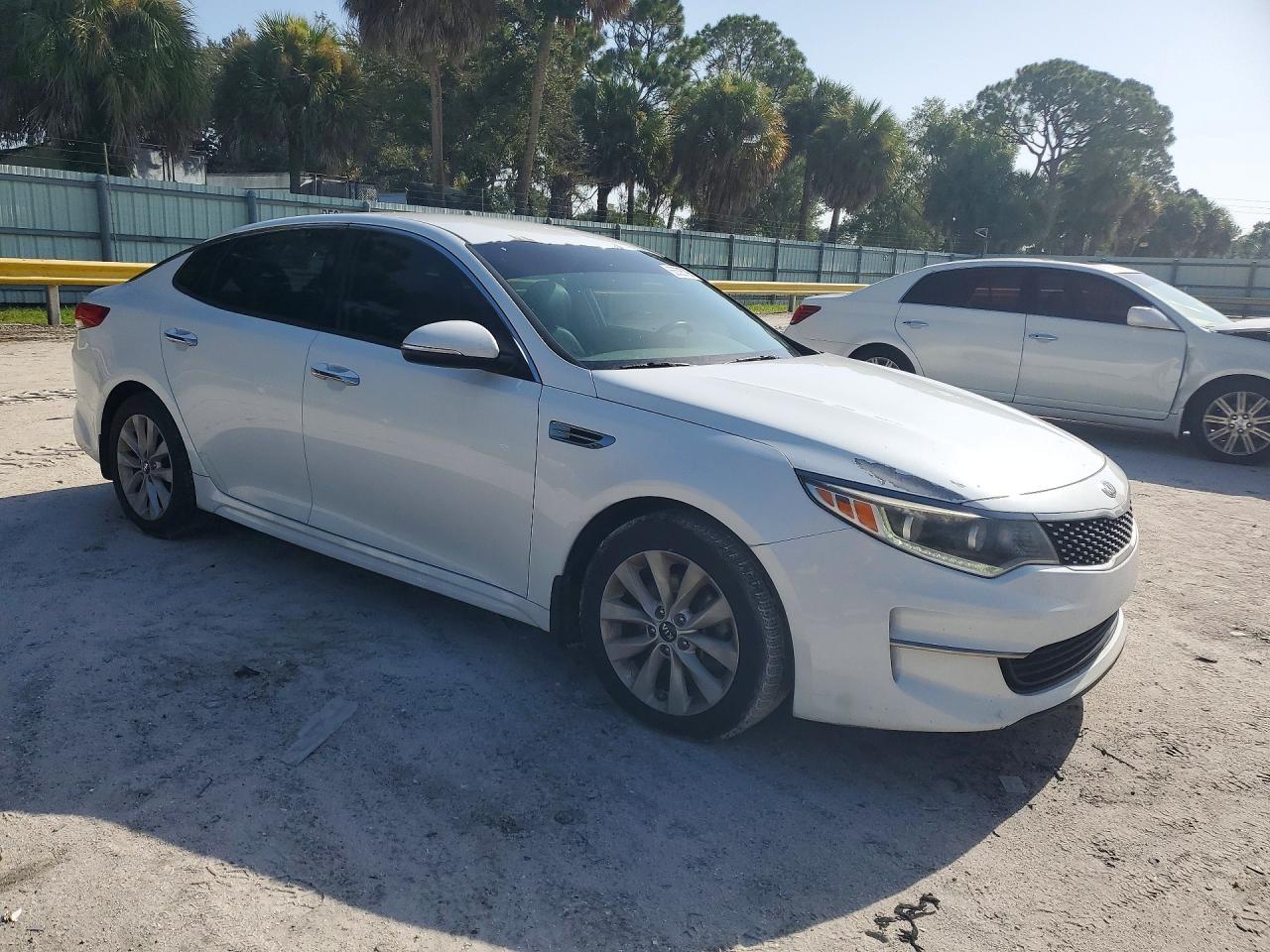 2017 KIA OPTIMA EX — снимка 4