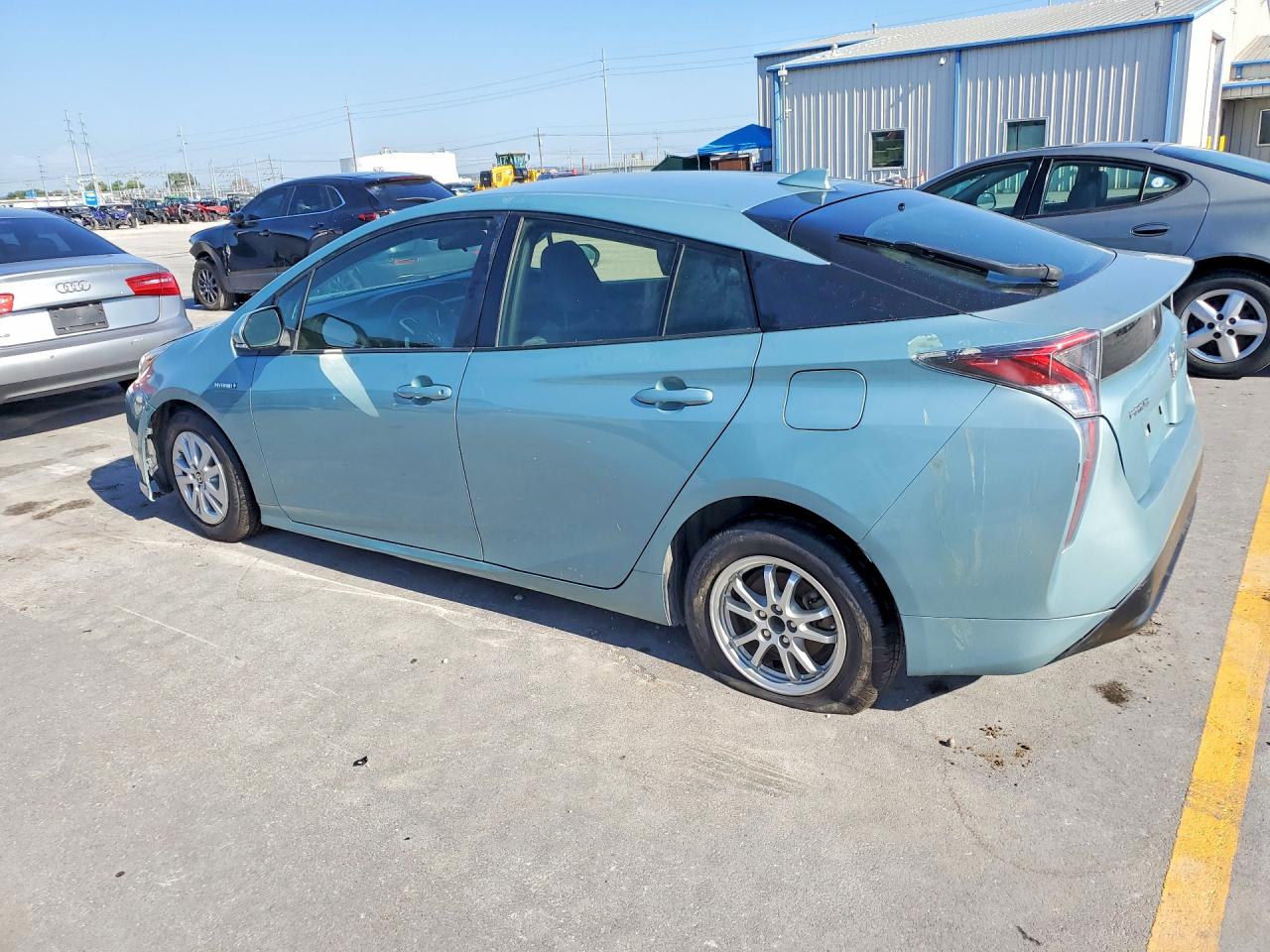 2017 TOYOTA PRIUS TWO — снимка 2