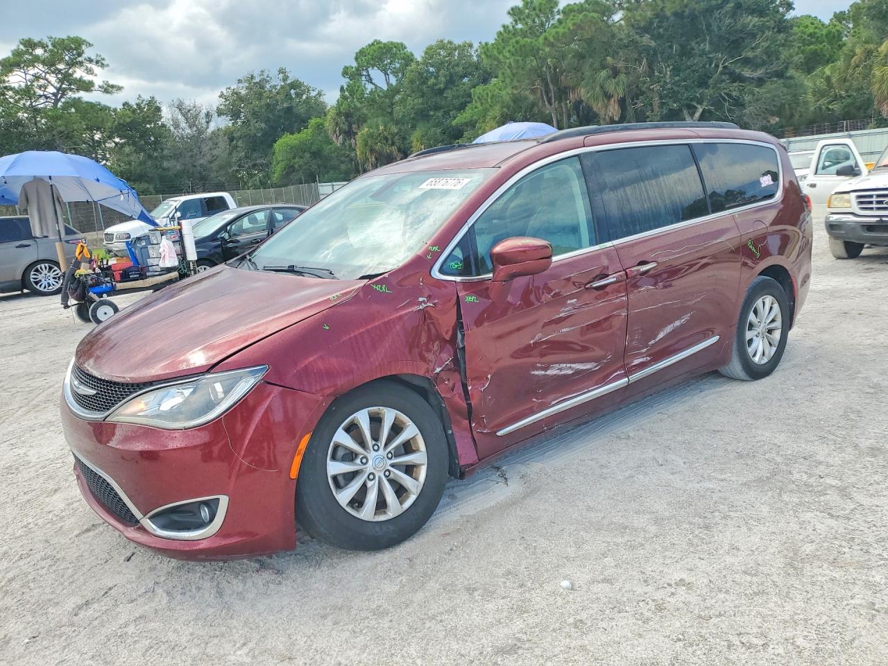 2017 CHRYSLER PACIFICA TOURING L