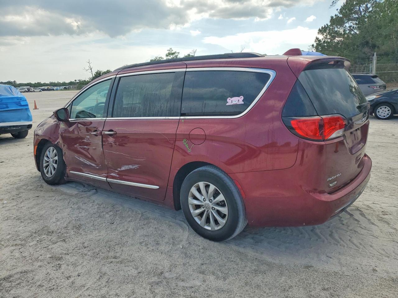 2017 CHRYSLER PACIFICA TOURING L — снимка 2