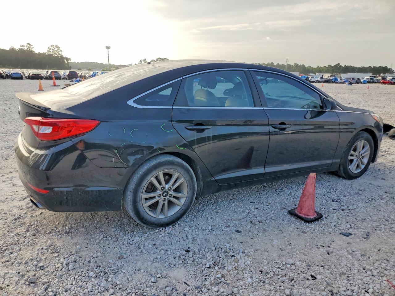 2017 HYUNDAI SONATA SE — снимка 3