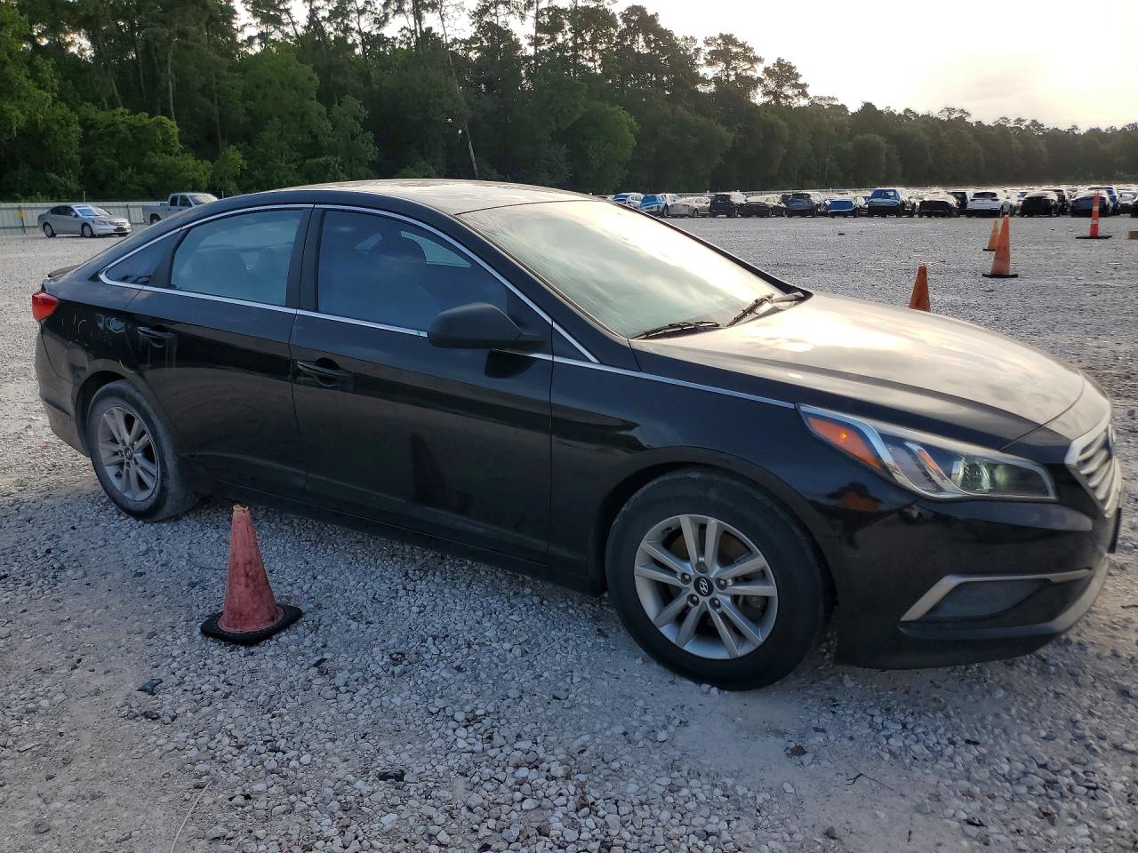 2017 HYUNDAI SONATA SE — снимка 4