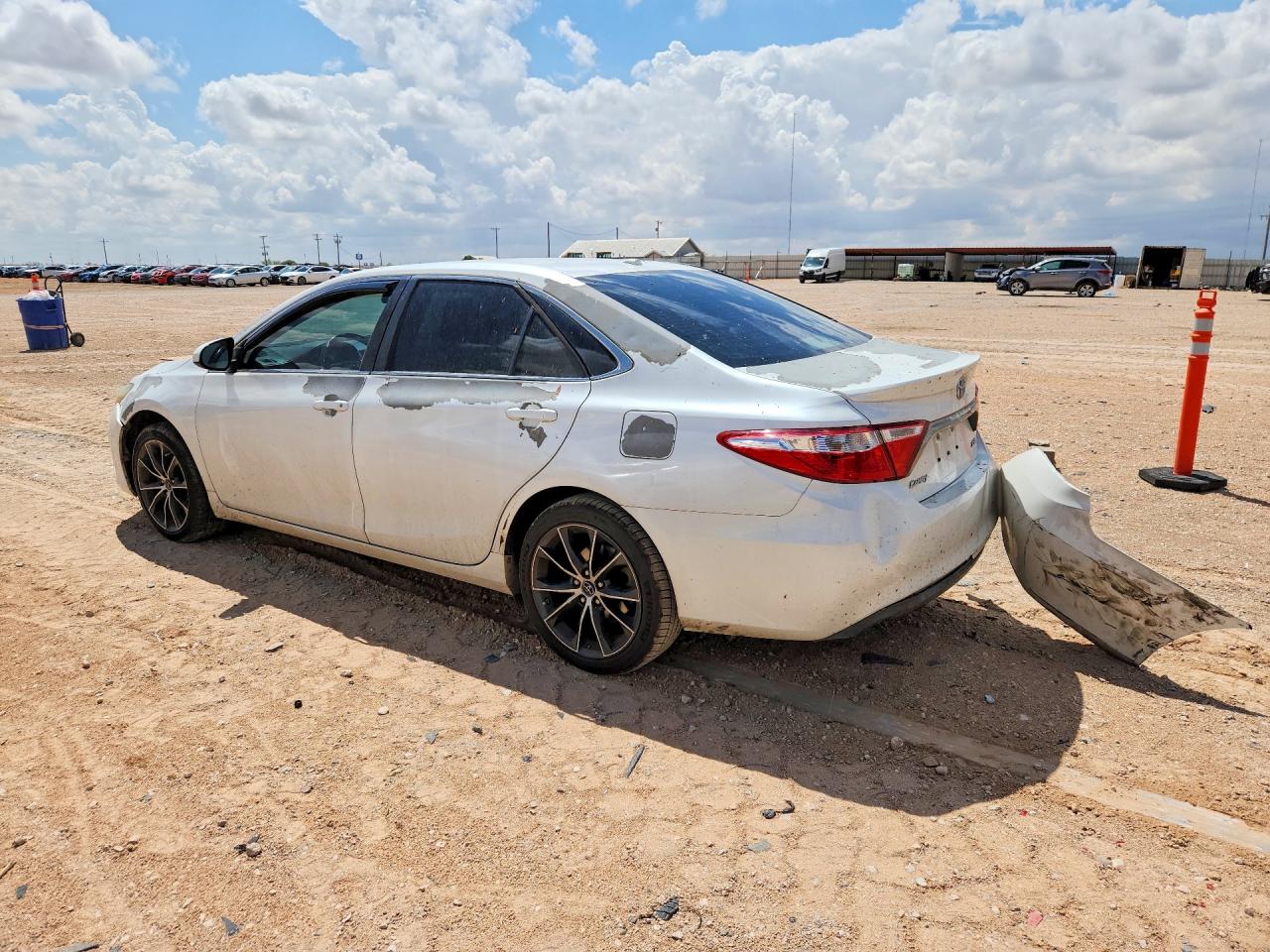 2015 TOYOTA CAMRY XSE — снимка 2