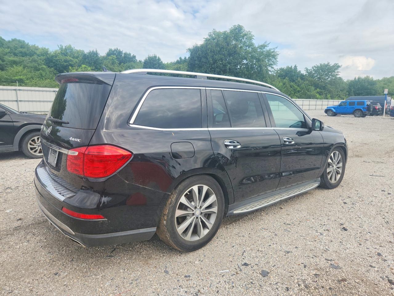 2013 MERCEDES-BENZ GL 450 4MATIC — снимка 3