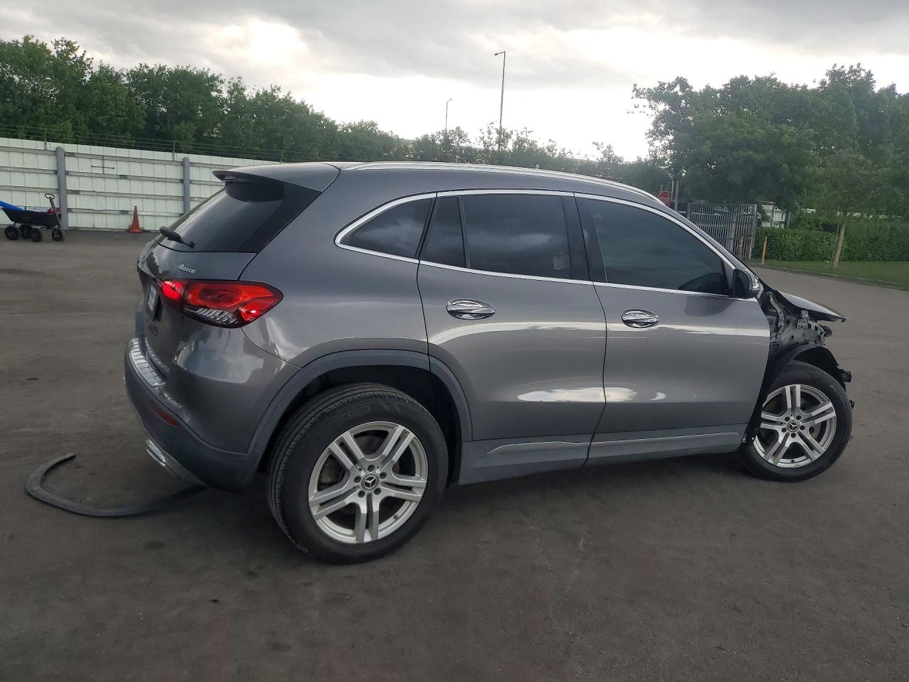 2021 MERCEDES-BENZ GLA 250 4MATIC — снимка 3