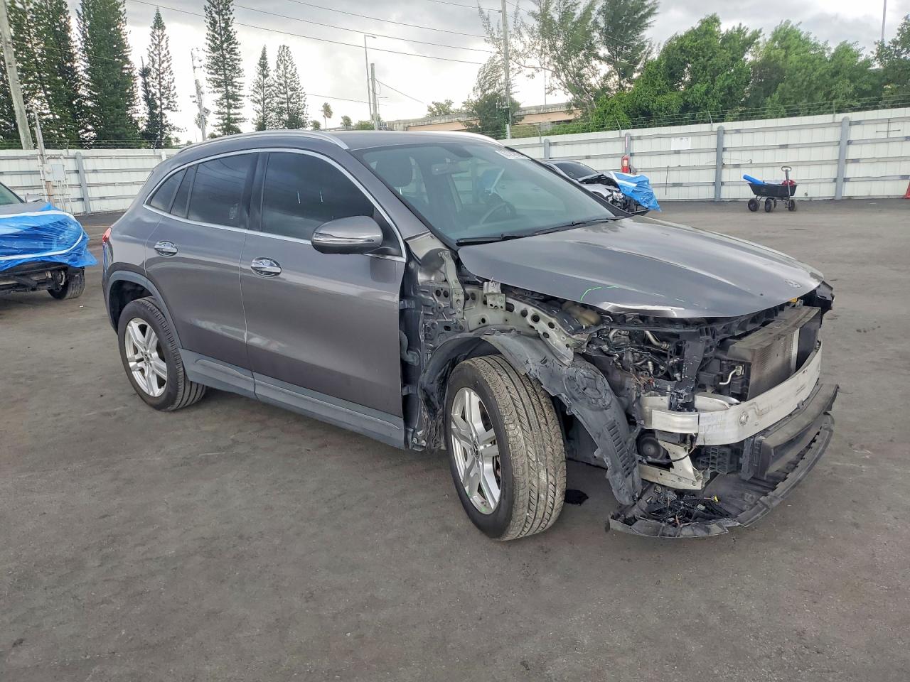 2021 MERCEDES-BENZ GLA 250 4MATIC — снимка 4