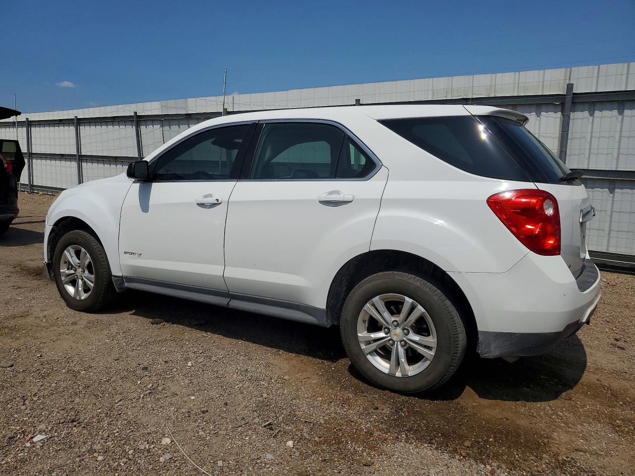 2015 CHEVROLET EQUINOX LS — снимка 2