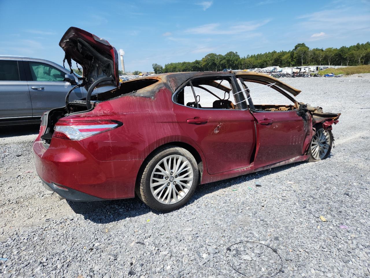 2019 TOYOTA CAMRY L — снимка 3