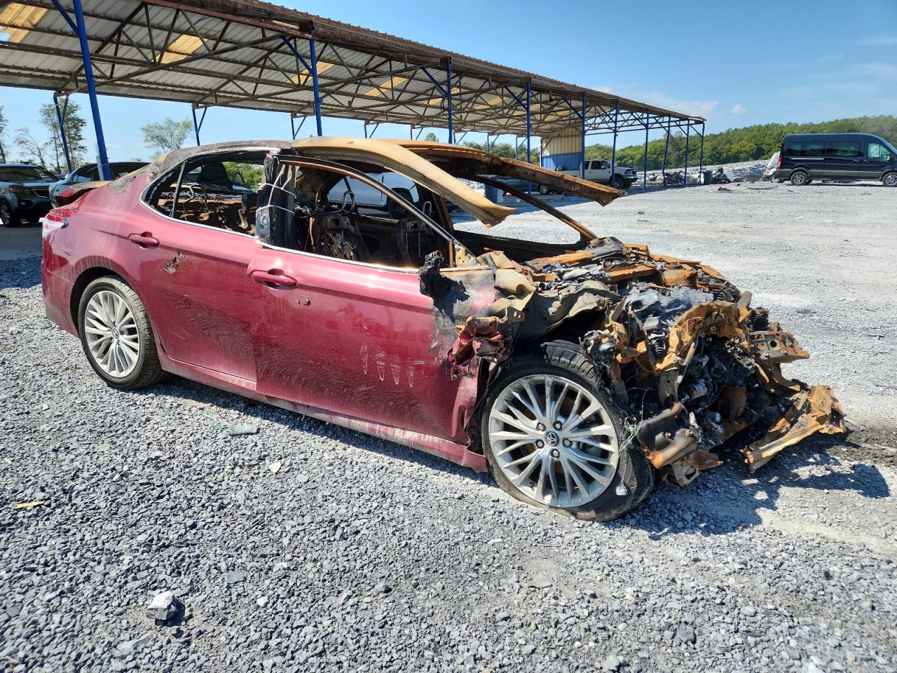 2019 TOYOTA CAMRY L — снимка 4