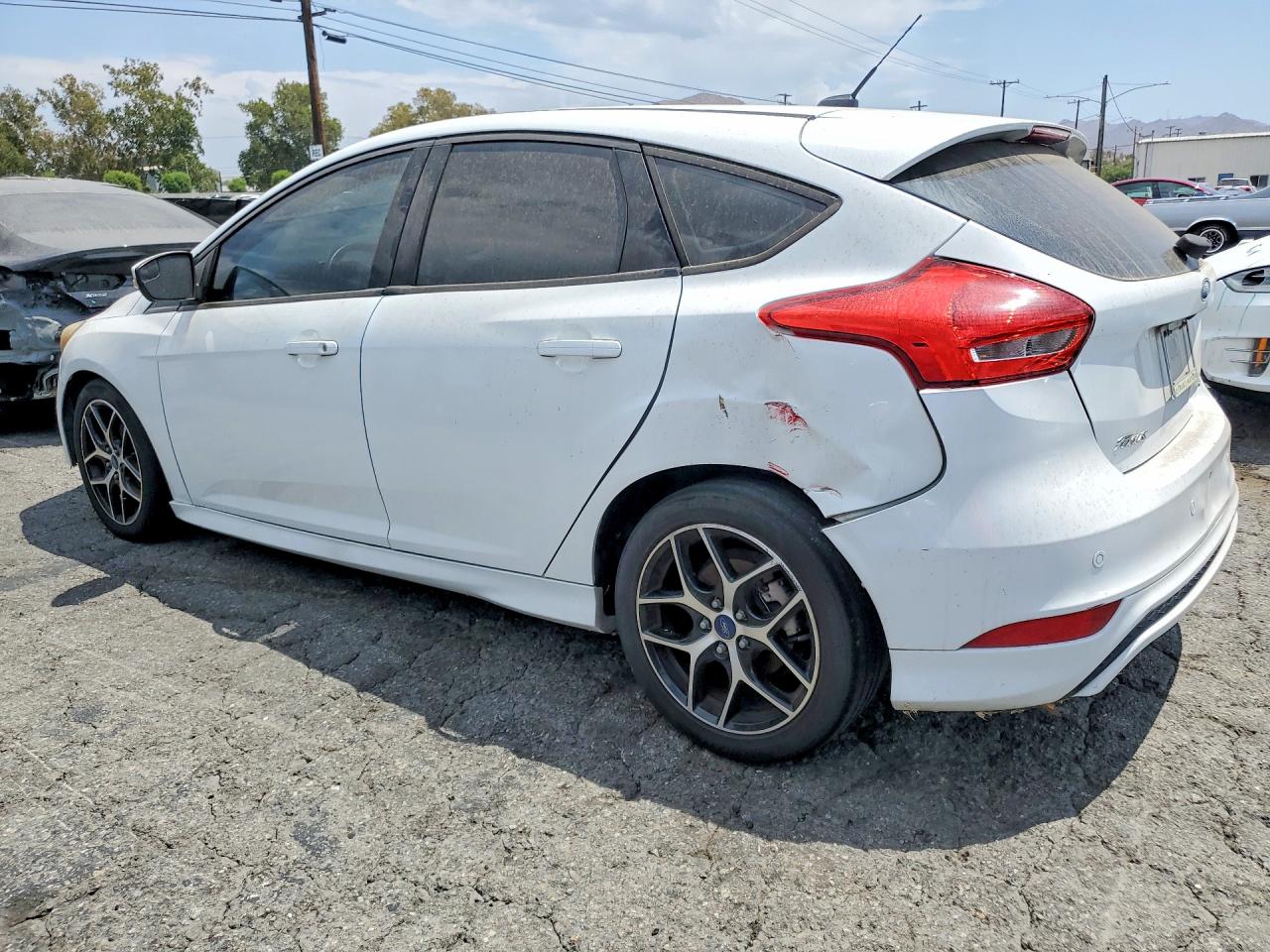 2015 FORD FOCUS SE — снимка 2