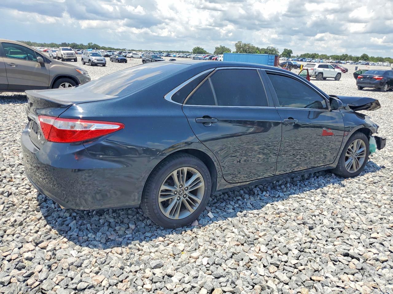 2017 TOYOTA CAMRY SE — снимка 3