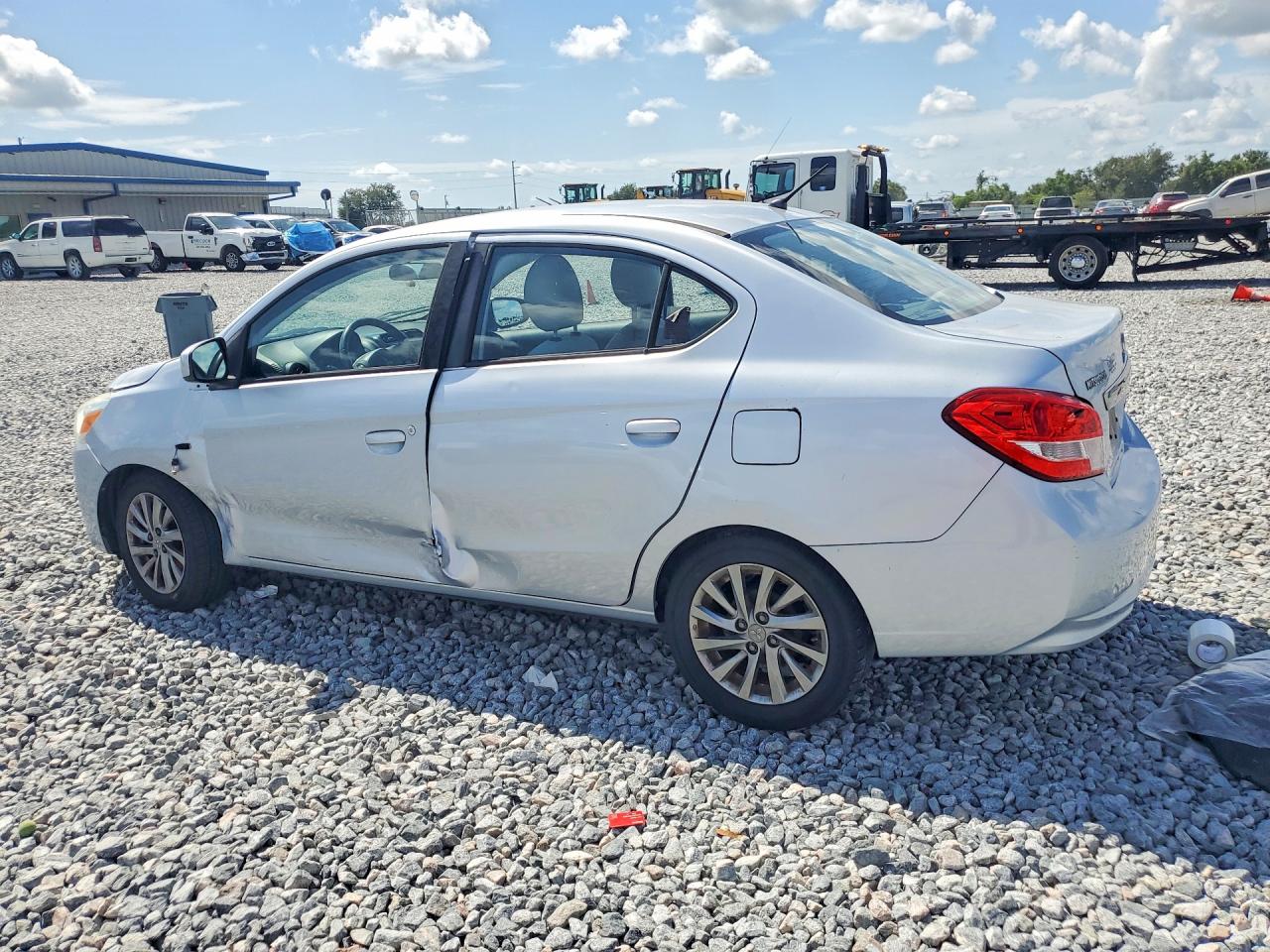 2018 MITSUBISHI MIRAGE G4 ES — снимка 2