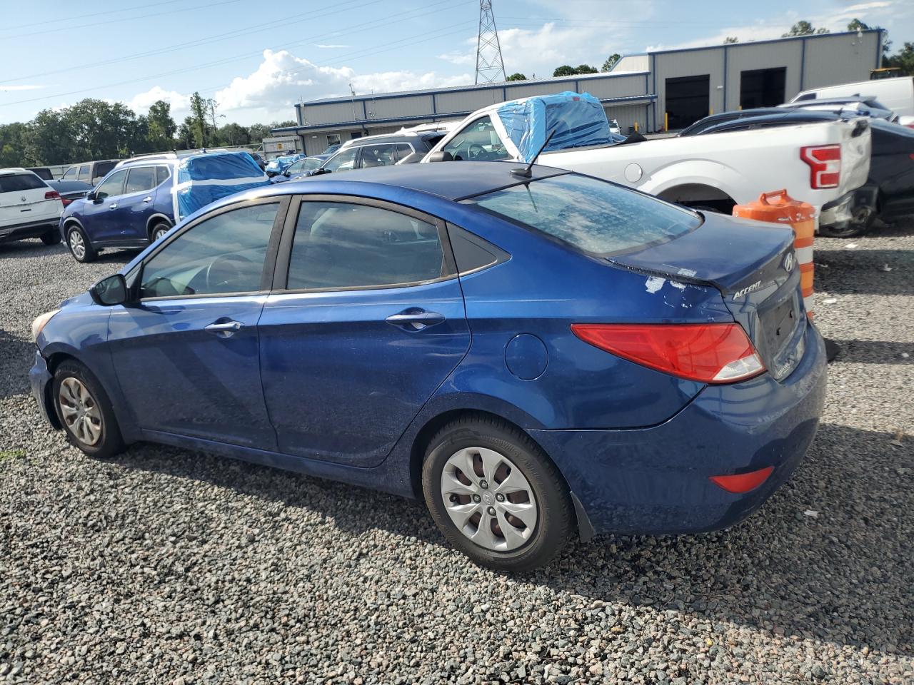 2016 HYUNDAI ACCENT SE — снимка 2