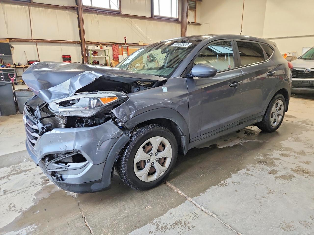 2016 HYUNDAI TUCSON SE