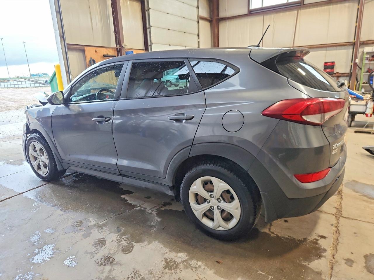 2016 HYUNDAI TUCSON SE — снимка 2
