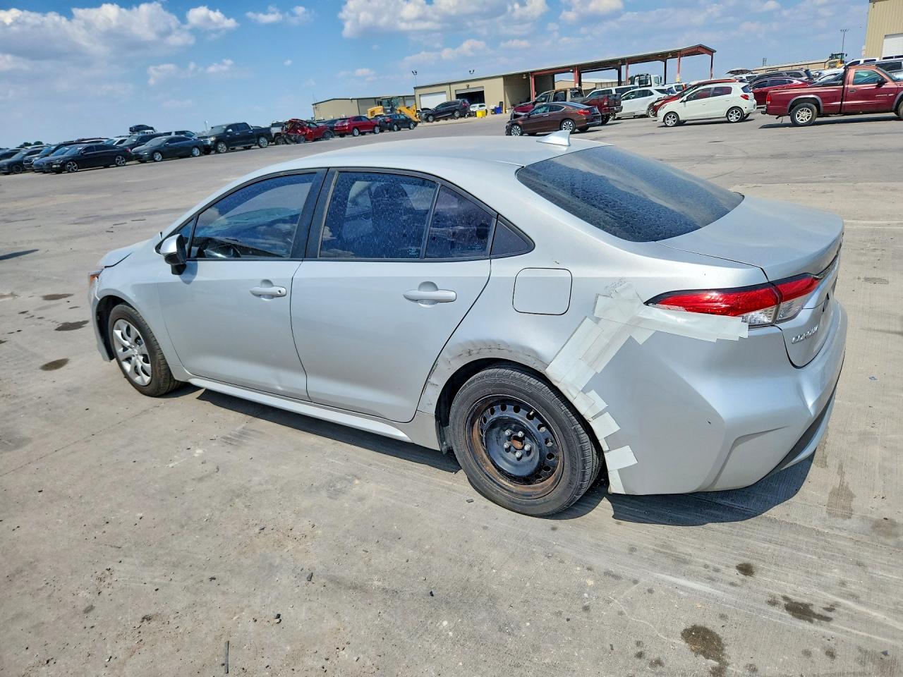 2022 TOYOTA COROLLA LE — снимка 2