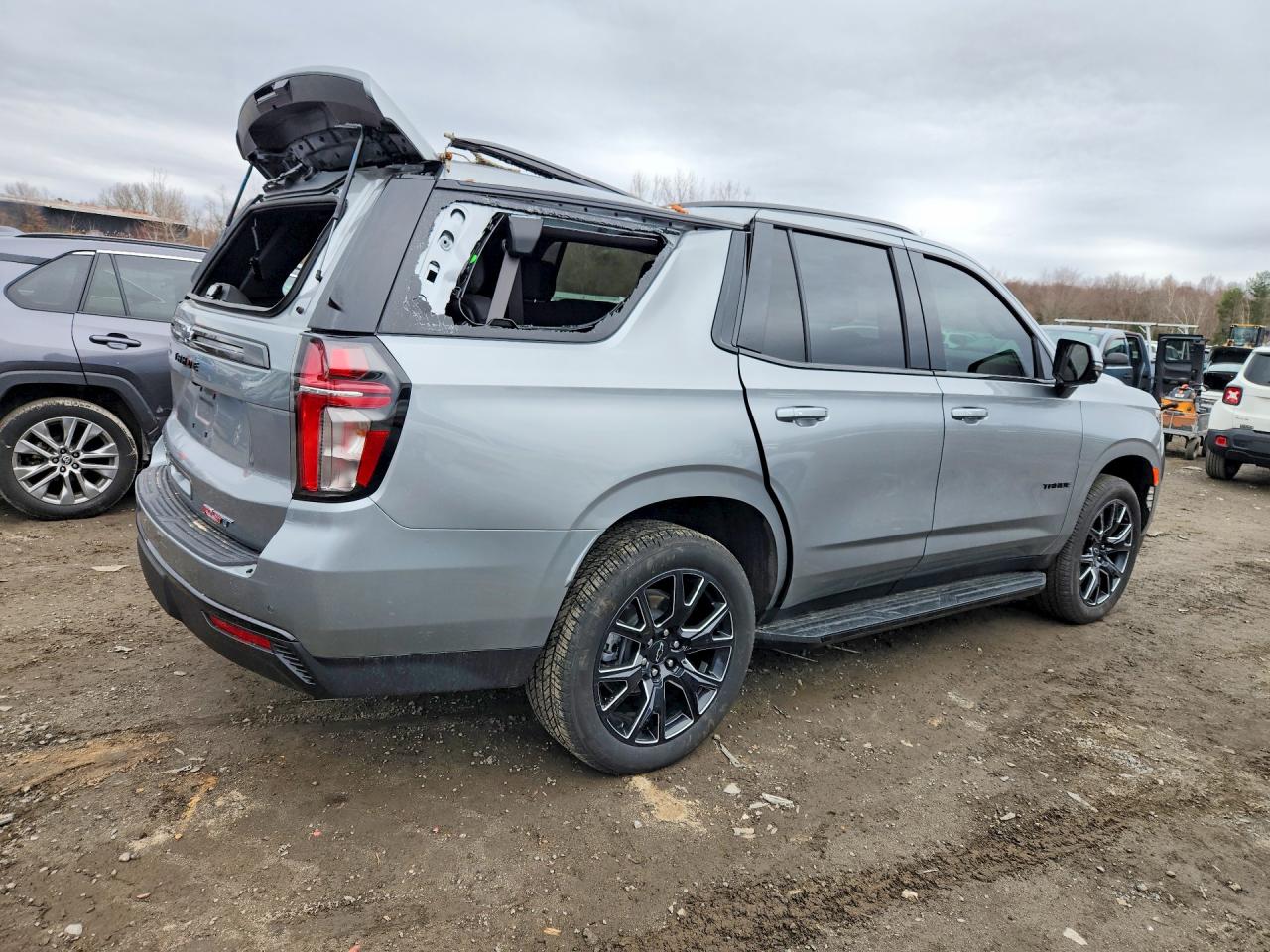 2024 CHEVROLET TAHOE K1500 RST — снимка 3