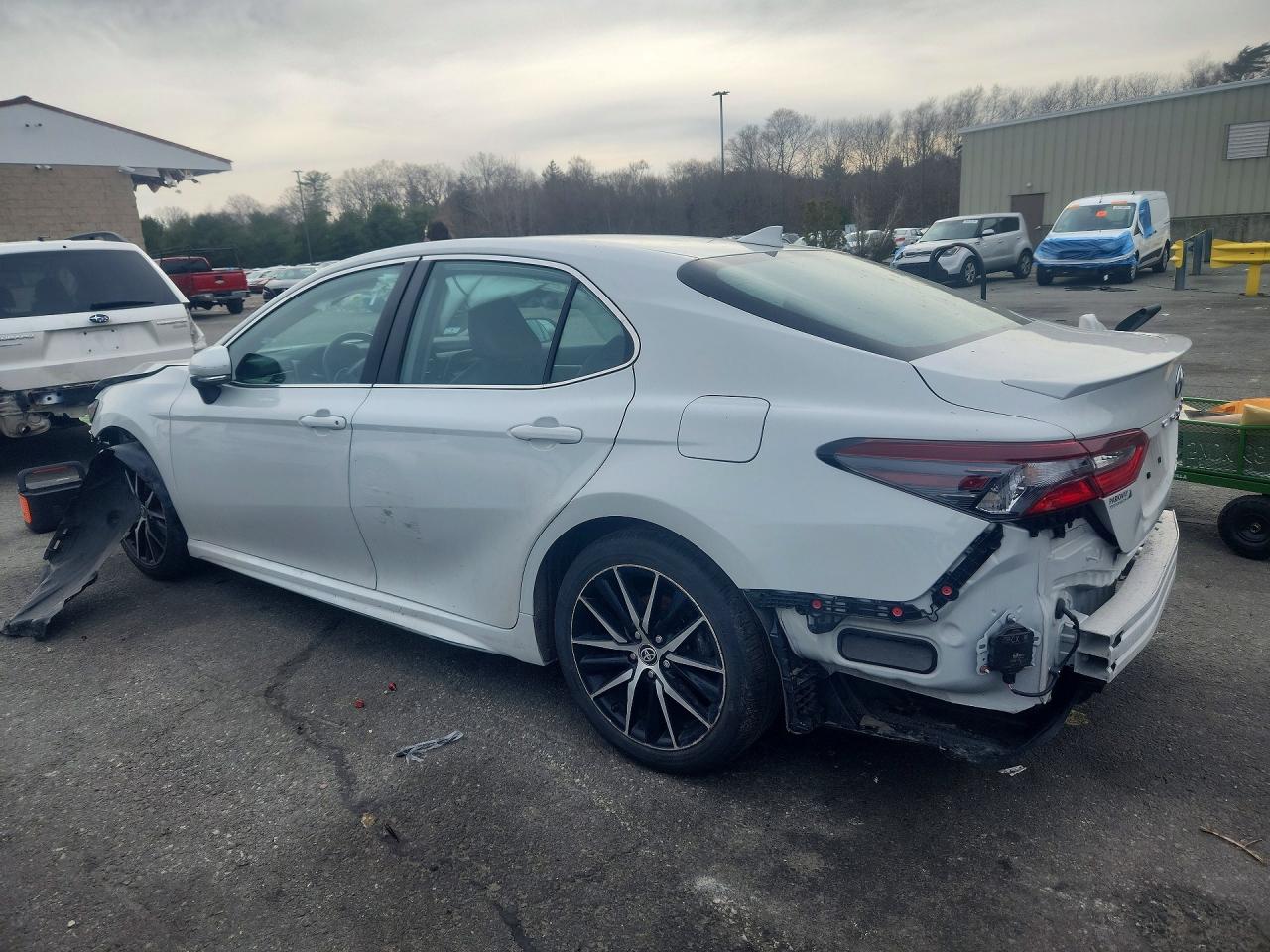 2023 TOYOTA CAMRY SE — снимка 2