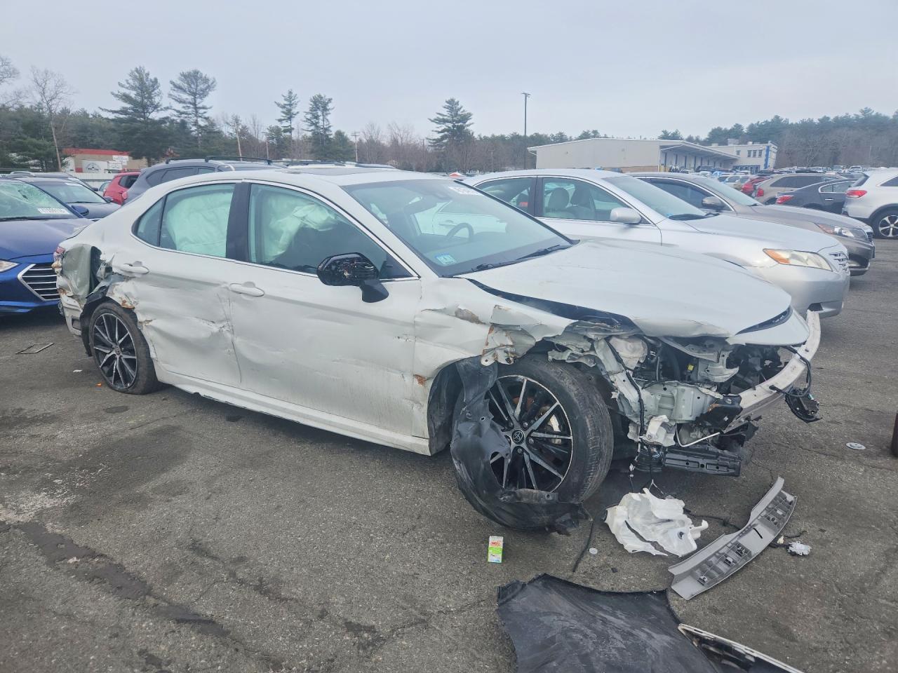 2023 TOYOTA CAMRY SE — снимка 4