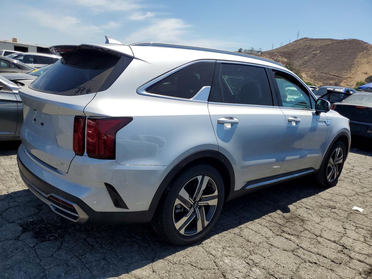 2023 KIA SORENTO SXP — снимка 3
