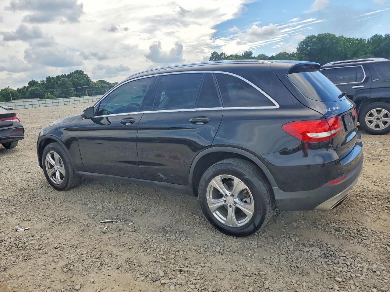 2016 MERCEDES-BENZ GLC 300 — снимка 2