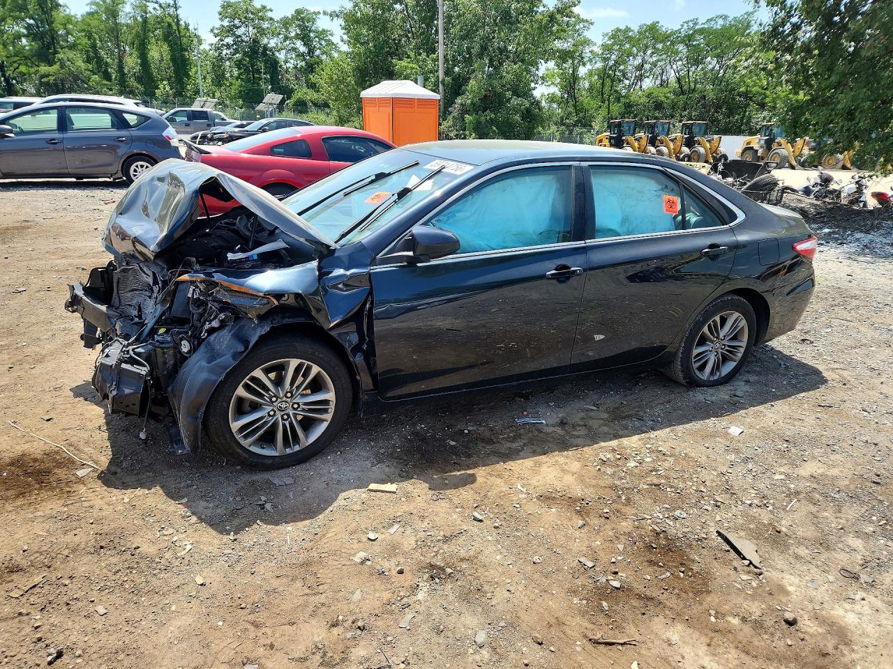 2017 TOYOTA CAMRY SE